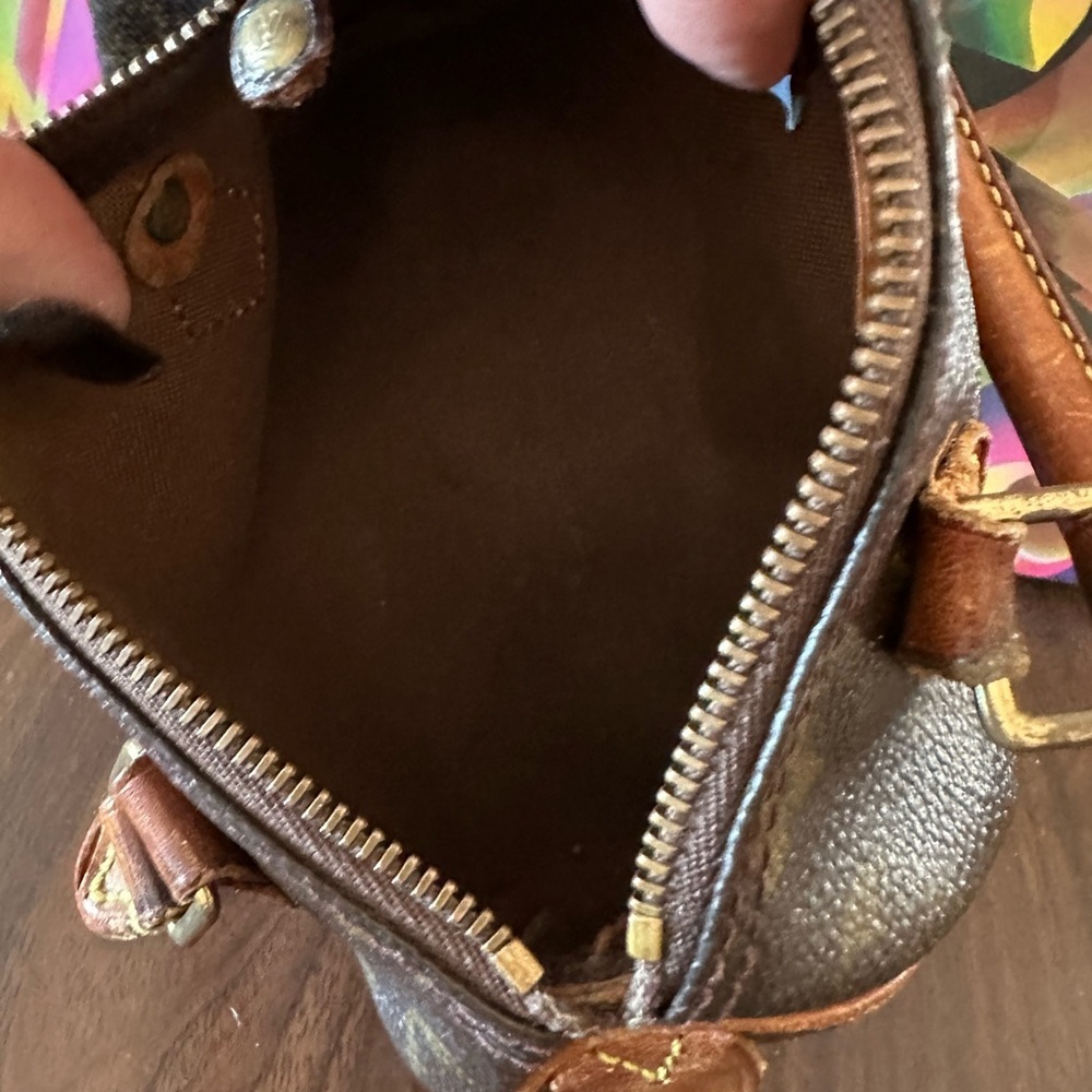 LV Nano Speedy Crossbody Bag Monogram Leather LV Mini Purse, Strap & Dust Cover​ - Picture 5 of 11